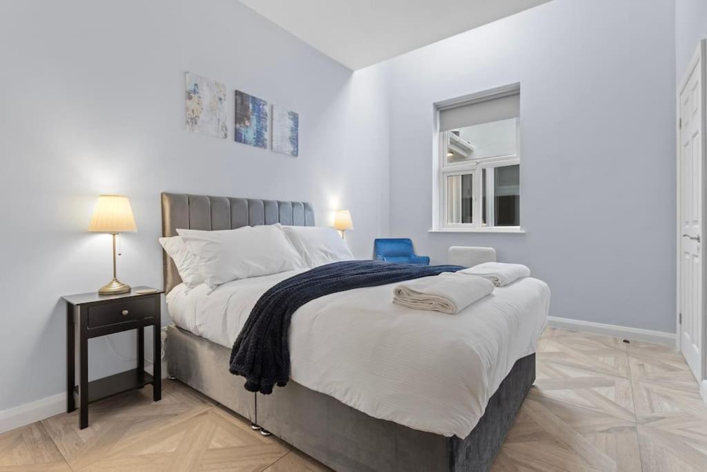 Modern Apartment Off-Road Parking-Twin Room Suite 4 Nottingham Kültér fotó