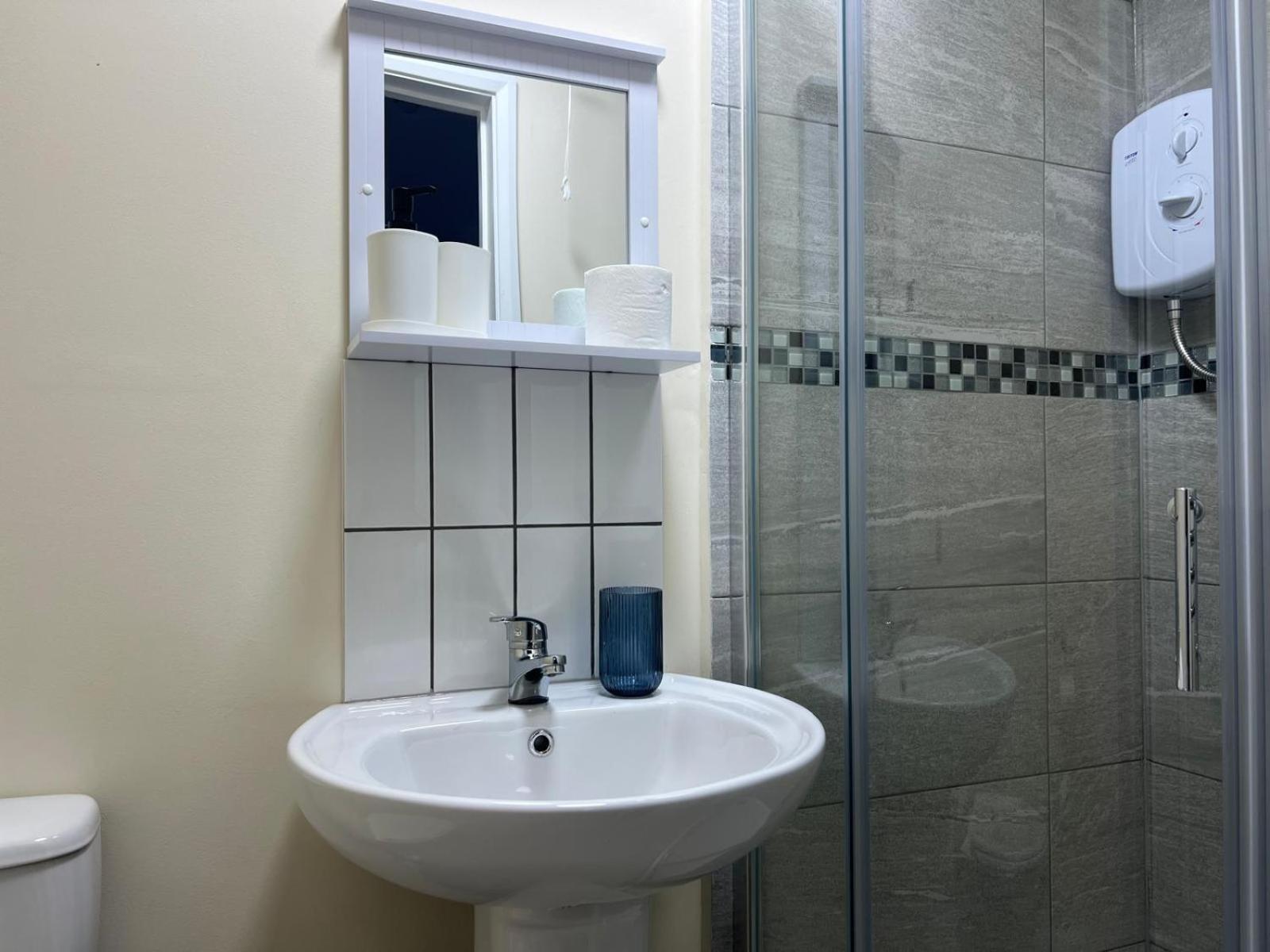 Modern Apartment Off-Road Parking-Twin Room Suite 4 Nottingham Kültér fotó